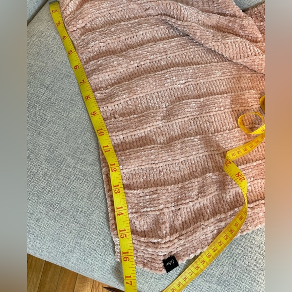 Matching Hat and Scarf Set - Picture 6 of 8